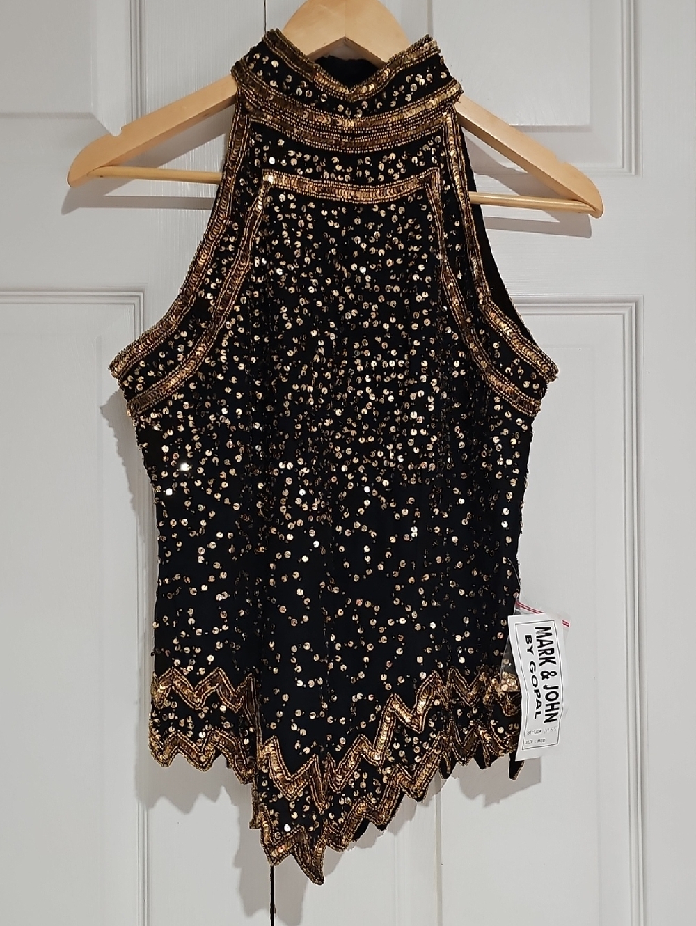 ✨ NWT Mark & John by Gopal Black & Gold Beaded Silk Top ✨